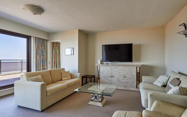 Inviting apartment in Blankenberge with balcony