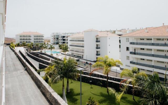 Marinell Collection Palm-Mar