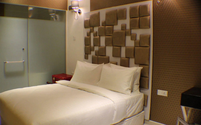 Victory Exclusive Hotel