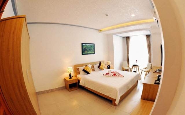 Tam Chau Luxury Hotel