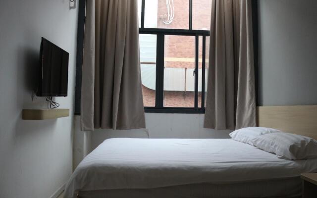 Hi Inn  Shanghai Songjiang Happy Valley