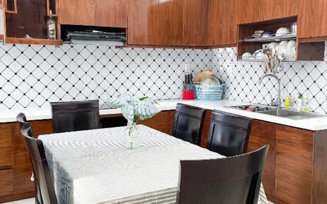 Lavie House 2 - 8B Lạc Long Quân