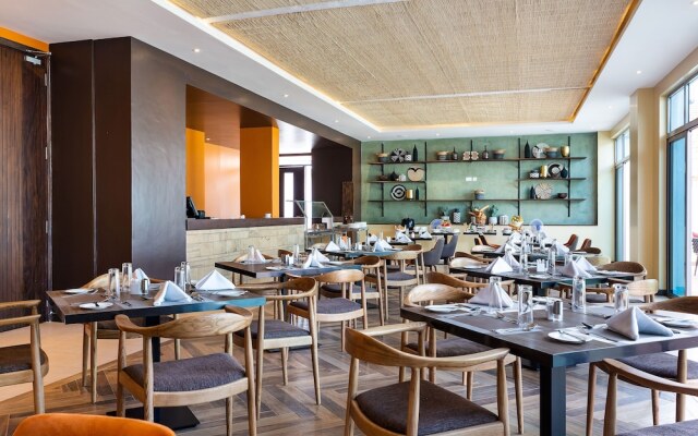 Ulwazi Place Hotel By Trianum