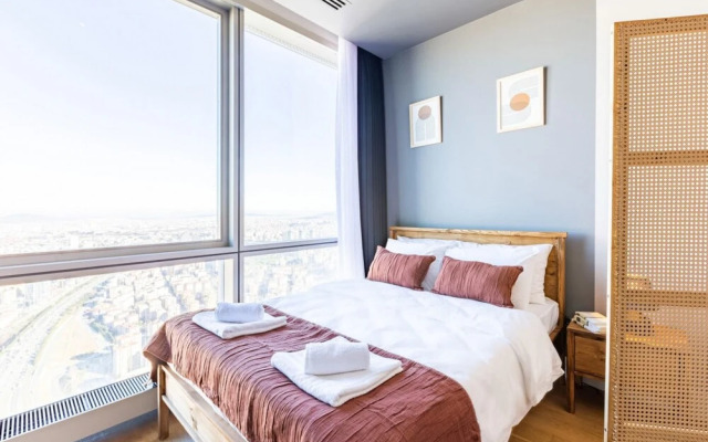 Studio Flat With Panoramic City View in Atasehir