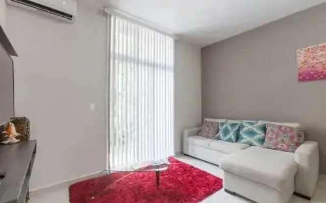 Riviera Towers 211