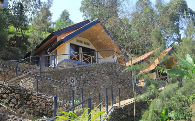 My Hill Eco-Lodge