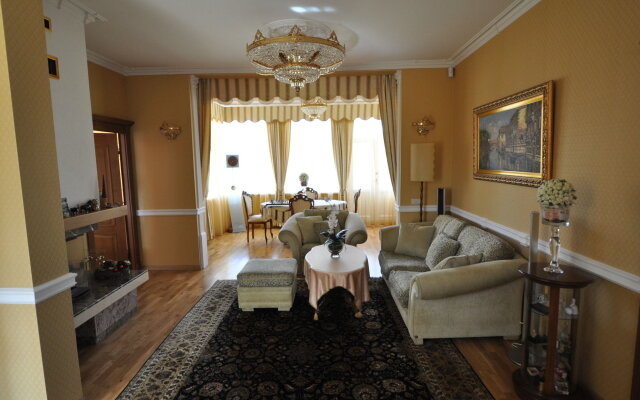 M.S. Kuznetsov Apartments Luxury Villa