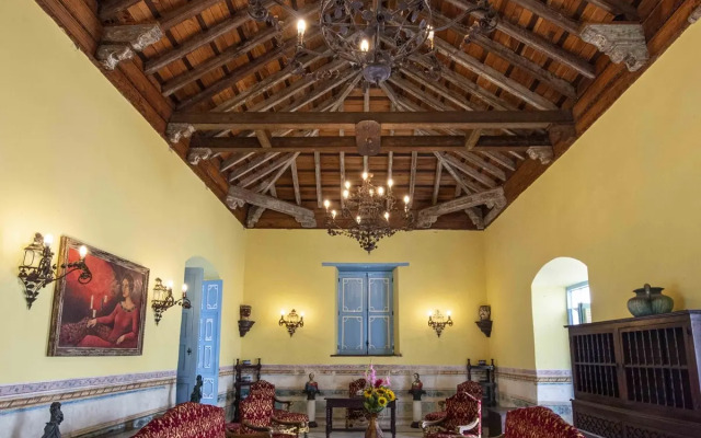 Hotel Beltrán de Santa Cruz