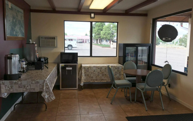 Regal Motel in Las Vegas, New Mexico