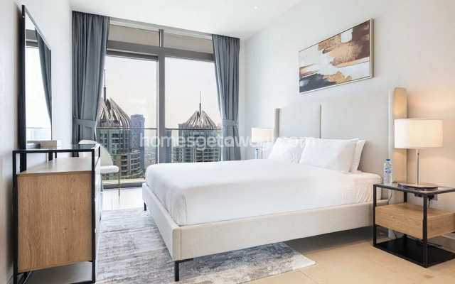 HomesGetaway- Lavish 2BR in Marina Gate1