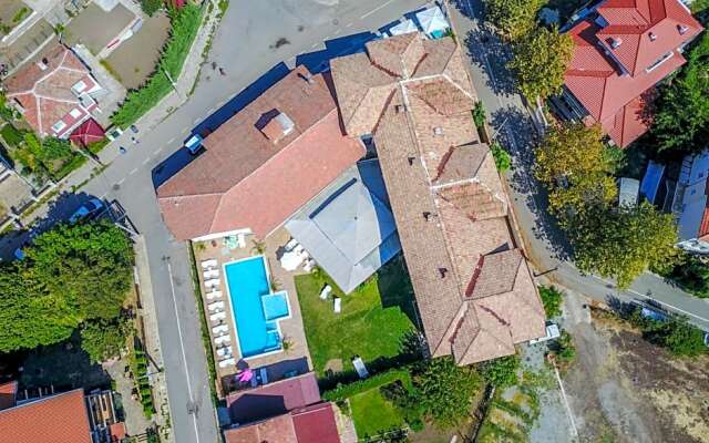 Hotel Chernomorets