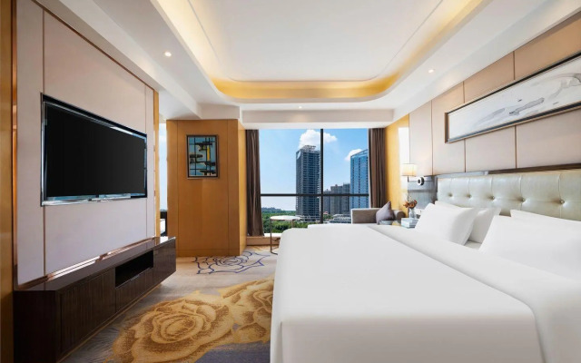 GreenTree Inn Zhuma Railway Station Qian Plaza Branch