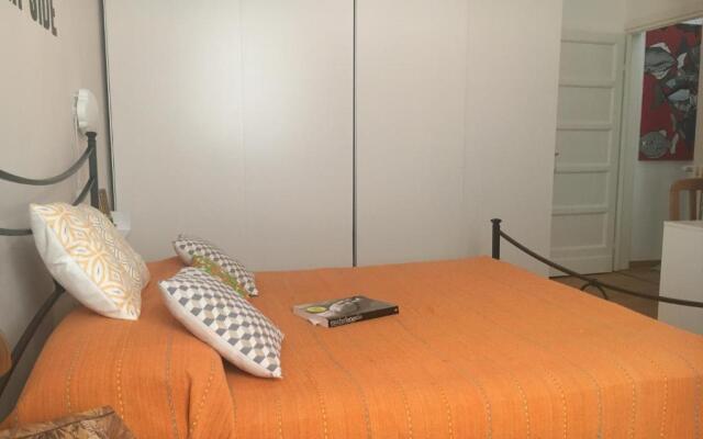 Florence Fashion Room