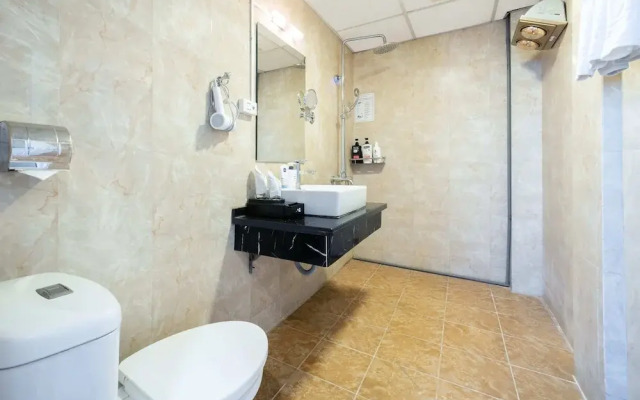 A25 Hotel - Tran Quy Cap