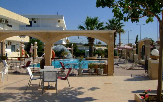 Antonios Hotel