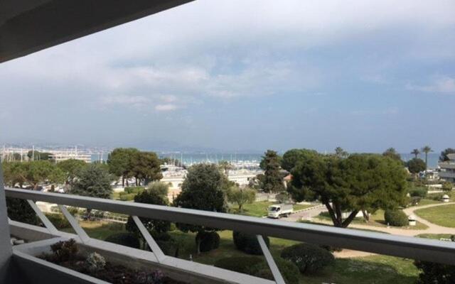 Appartement Villeneuve-Loubet, 2 pièces, 4 personnes - FR-1-252A-9