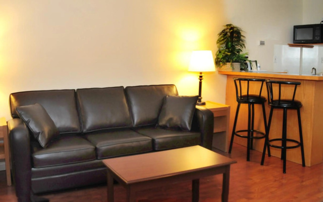 Travelodge by Wyndham Simcoe