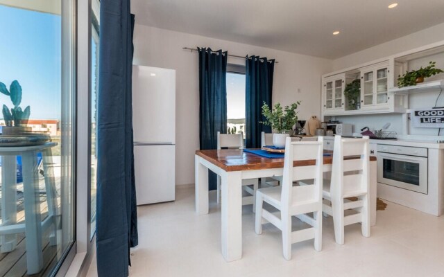 Stunning Apartment in Sukosan With Wifi and 2 Bedrooms