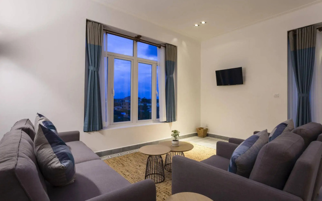 Boutique Kampot Hotel