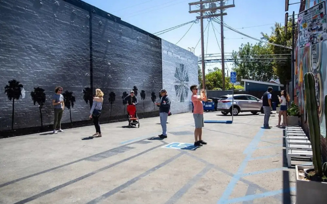 Walk to Venice Beach From a Sleek Apartment