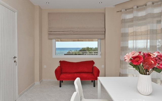 Sabbia Seafront Apartment  2 by TravelPro Serv...