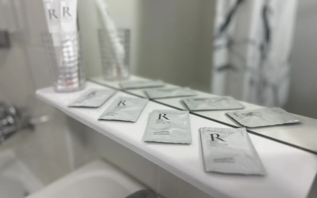 В Гости на Строителей 90Б