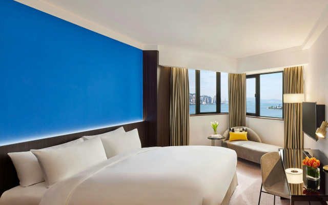 Prince, Marco Polo Hotel