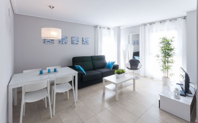 Beach & Port Apartments