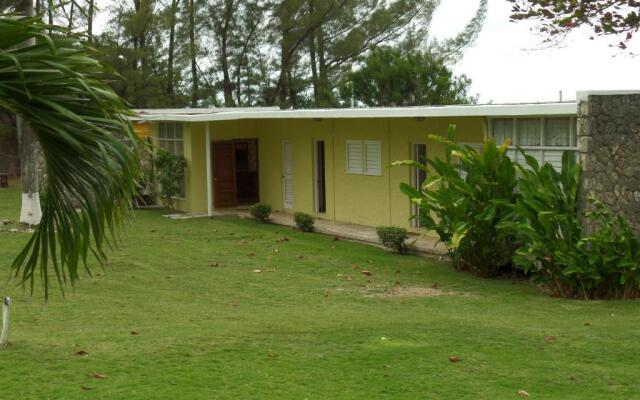 Miramar 6 Bedroom on the Beach