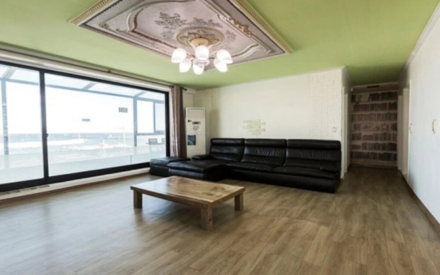 Goseong Haemaru Pension