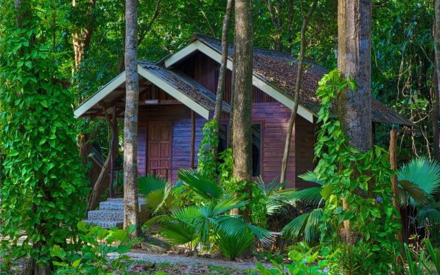 Khao Sok Riverside Cottage