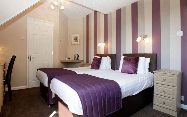The Robin Hill Hotel