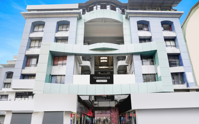 Super Townhouse Margao Near Railway Station Formerly Hotel Tanish