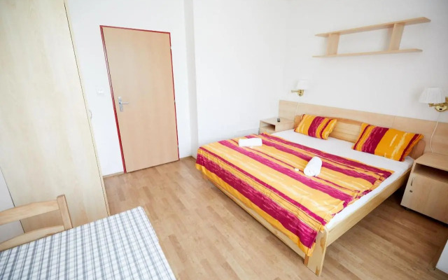 University Hotel
