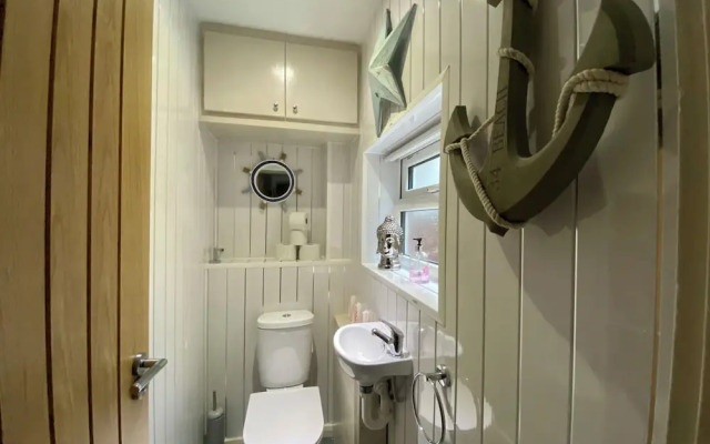 Kennedy House - Beachfront