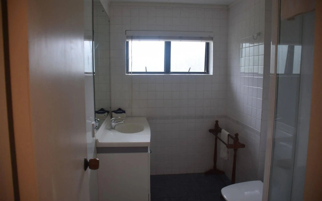 Avana Waterfront Apartments