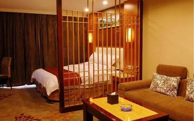 Wonder Hotel