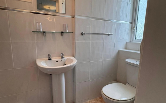 OYO Delton Hotel Blackpool Pleasure Beach