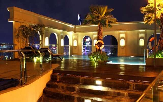 Andy Apartment at Icon 56