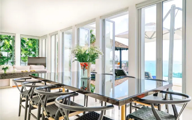 4-BR Seaview Villa at Surin Beach