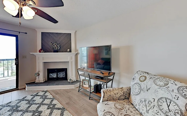 905smark 3 Bedroom Condo