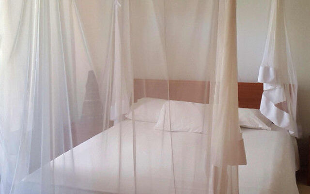 Biribandos Rooms by Trancoso House