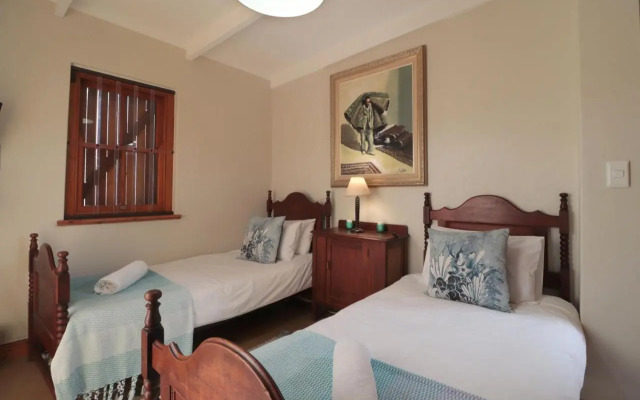 Sea Pearl Holiday Home