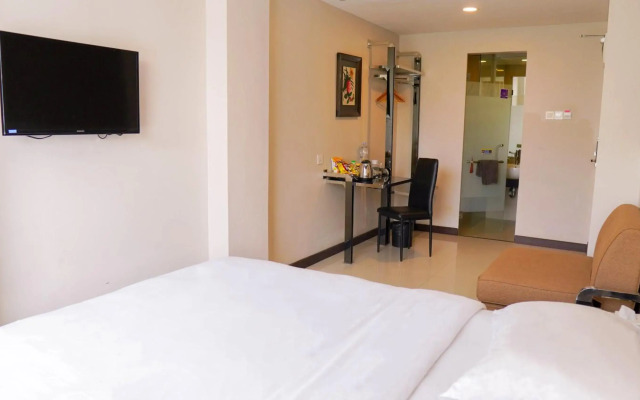 Verse Lite Hotel Gajah Mada