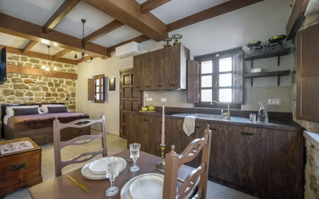 Spanish Knights Inn
