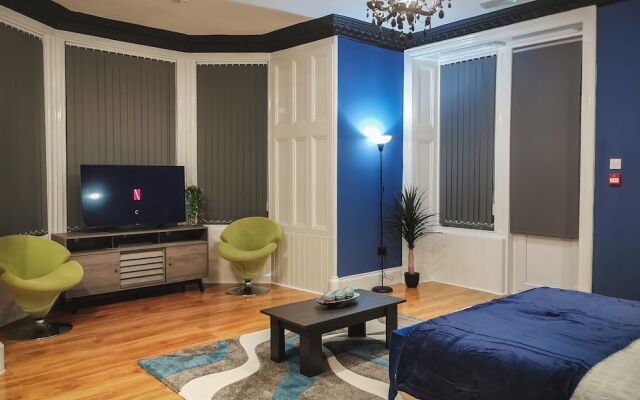 SH Apartments - Dixon Street