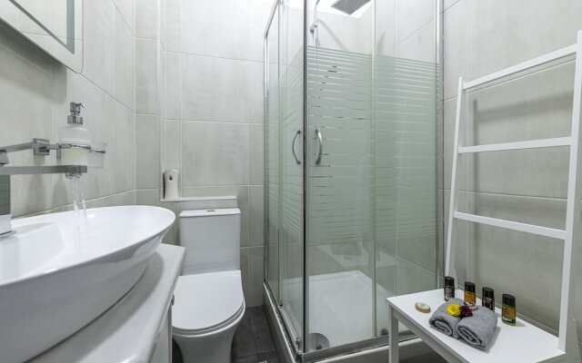 Comfort Stay Athens Airport Hotel - FREE shuttle from and to the airport