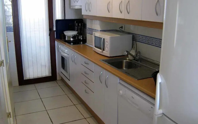 Venavera J12a - 2 Dorm 1 Bath Attic Beachfront