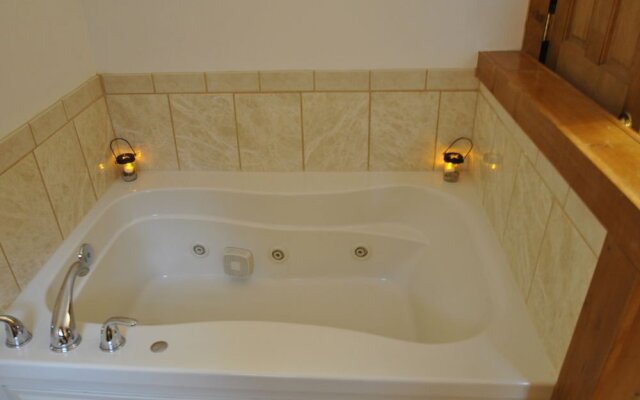 Lodge on Moonlight Drive