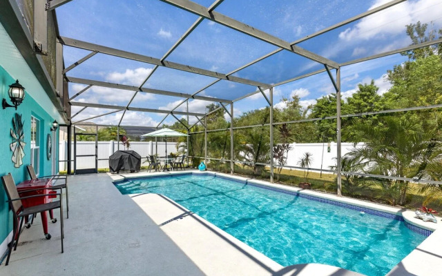 Private Pool House, Near all Famous Attractions!!!